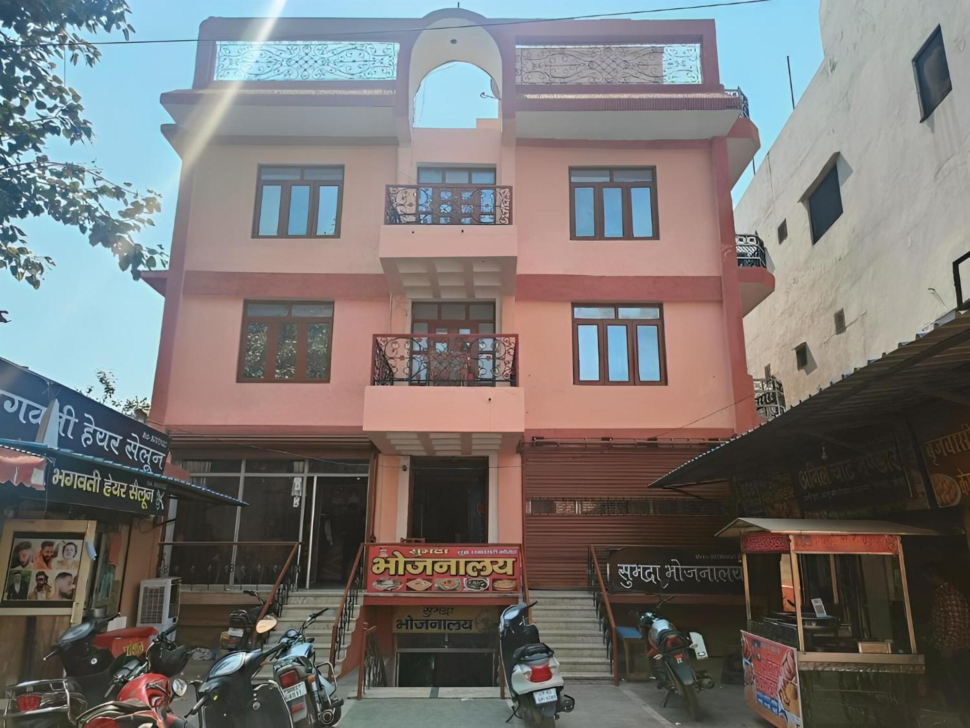 Subhadra Guest House Mathura Exteriör bild
